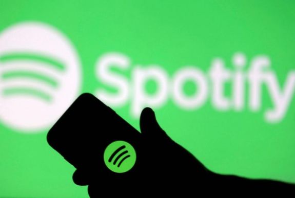 Eltávolítja a Spotify az antiszemita tartalmú lejátszási listákat