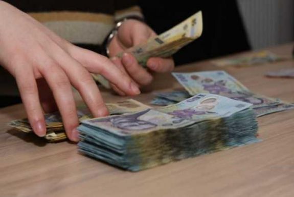 Horribilis összegű kölcsönt vesz fel idén a kormány