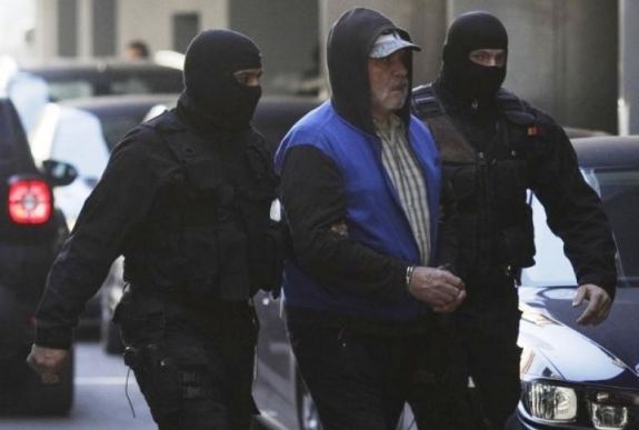 Nyolc bűncselekmény elkövetésének gyanújával emeltek vádat a caracali rém ellen