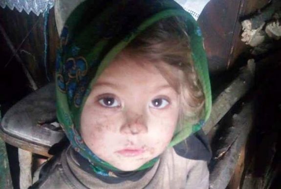 Szatmár megyében keresik a kislányt – azonosították „Erdély Maugliját” és a szüleit