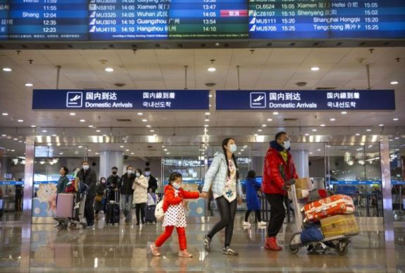 Szinte karanténban van egy 9 milliós lakosú város Kínában a koronavírus miatt