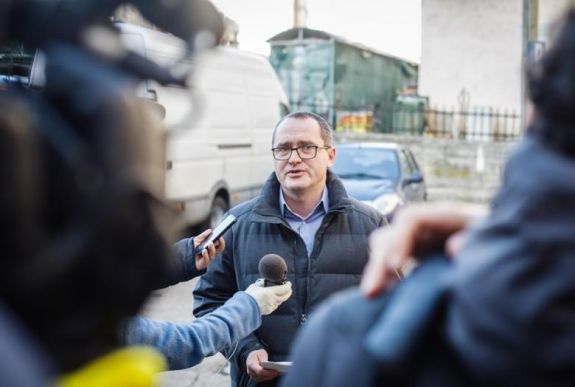 Vitát kezdeményez a csíkszeredai RMDSZ-es polgármester-jelöltek között Korodi Attila