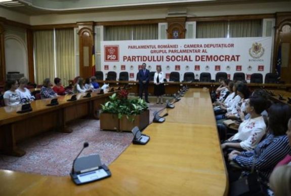 Bizalmatlansági indítvány: öt taggal bővült a PSD képviselőházi frakciója a szavazás előtt