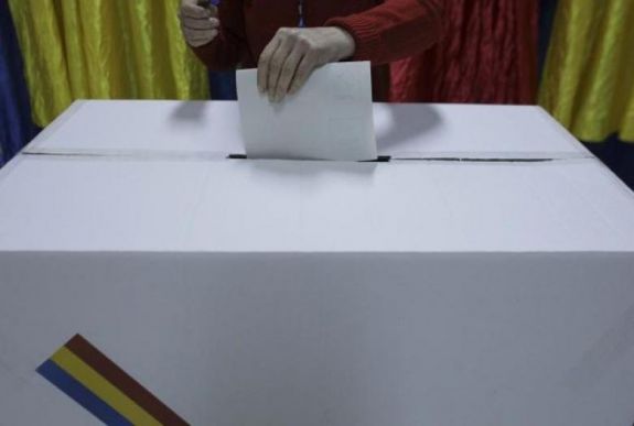 A sürgősségi rendelettel 50 napon belül kiírhatók az előre hozott választások