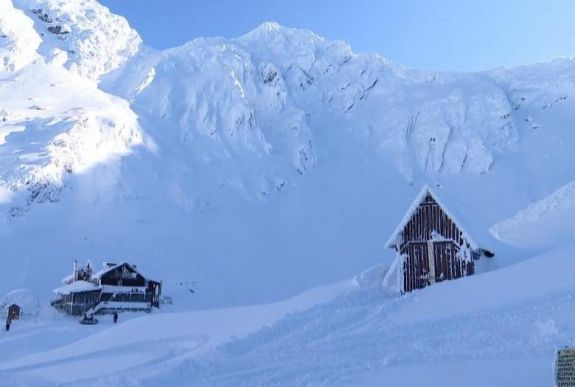 Szeben megye: 141 centiméteres a hótakaró a Bâlea-tónál