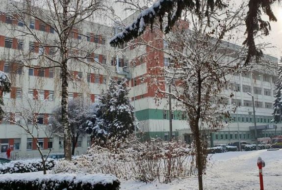 Látogatási tilalmat rendeltek el a sepsiszentgyörgyi megyei kórháznál