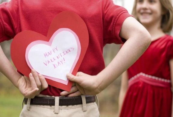 A romániaiak egyharmada hivatalos szabadnappal ünnepelné a Valentin-napot