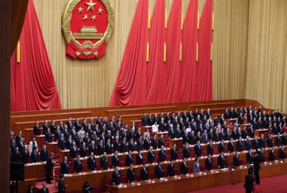 Peking a parlamenti ülésszak elhalasztását fontolgatja a koronavírus miatt