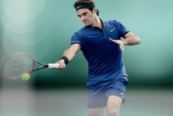 Federer térdét megműtötték, kihagyja a Roland Garrost