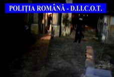 Letartóztattak egy Maros megyei pedofilt, aki 120 kiskorút cserkészett be