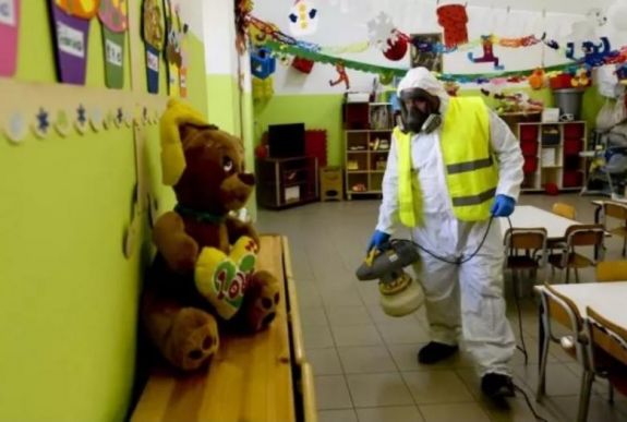 Hivatalos: egész Olaszországban leállítják az oktatást csütörtöktől