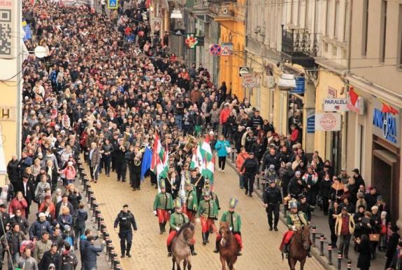 FRISSÍTVE - Lemondja március 15-ei tömeges köztéri megemlékezéseit az RMDSZ