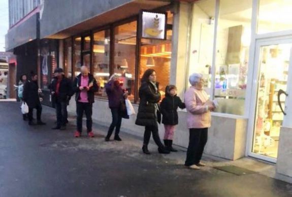 Johannis: nem kell ostrom alá venni a gyógyszertárakat