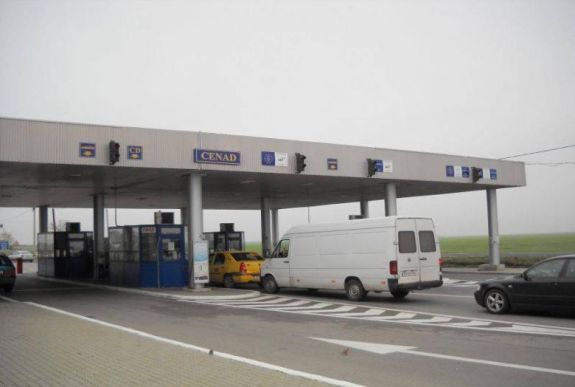 Nem találtak fertőzésgyanús személyt a Nagycsanádnál érkezők között