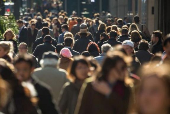 Koronavírus Romániában: a fertőzöttek átlagéletkora 41 év