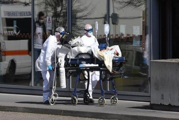 Koronavírus: Franciaországban megugrott a halálos áldozatok száma