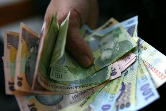 Kormányhatározat: fizetett szabadságot kaphat az egyik szülő, amíg a szükségállapot tart