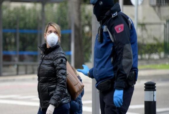 Cáfol a belügyminisztérium: nem rendeltek el kijárási tilalmat