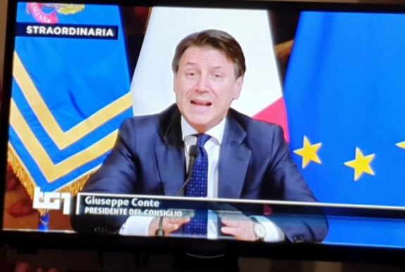 Leállítják a nem létfontosságú termelési tevékenységet Olaszországban