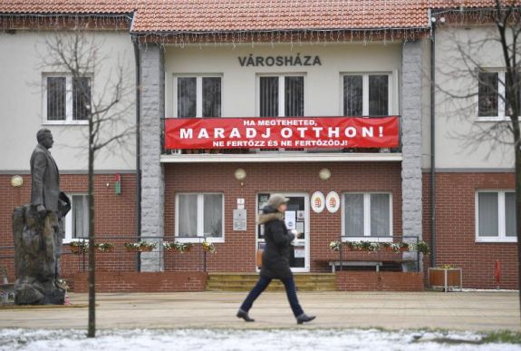 Nyolcra nőtt a koronavírus-járvány miatt meghalt emberek száma Magyarországon