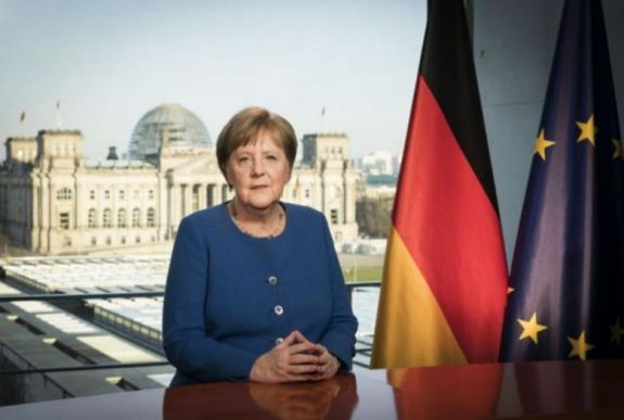 Negatív Angela Merkel első koronavírus-tesztje