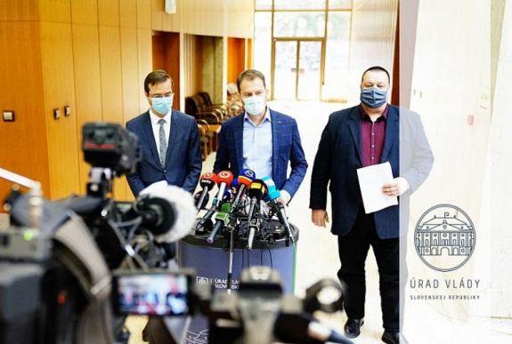 Szlovákiában kötelező lesz a védőmaszk viselése közterületen