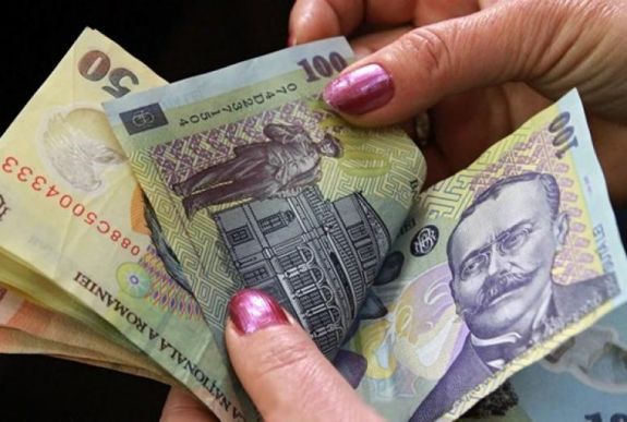 Adószakértő a vállalkozóknak: ne fizess adót, szükséged lesz a készpénzre!