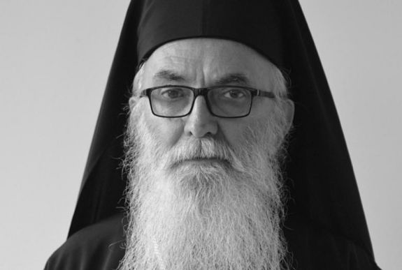 Koronavírusban meghalt egy szerb ortodox püspök, az egyház semmibe veszi az óvintézkedéseket