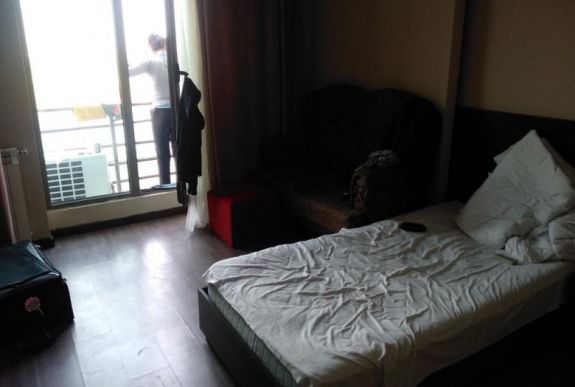 Így telnek a napok egy lepukkant bukaresti karanténszállodában