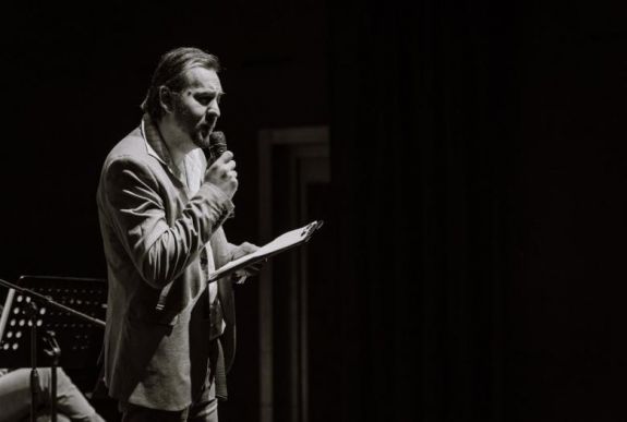 A marosvásárhelyi színház online előadással ünnepli a költészet napját