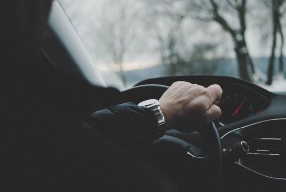 Kijárási tilalom: így szabályozzák a munkaügyi utazásokat