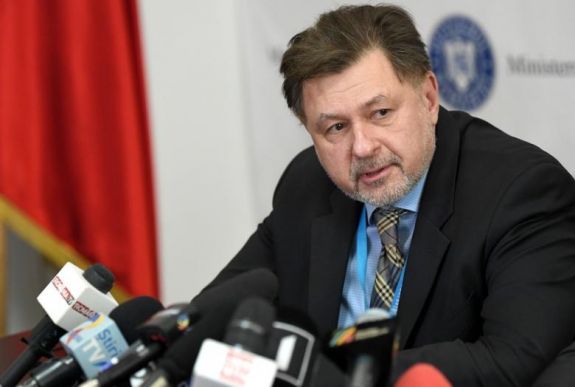 Ekkor járhat le a kijárási tilalom a román főmikrobiológus szerint
