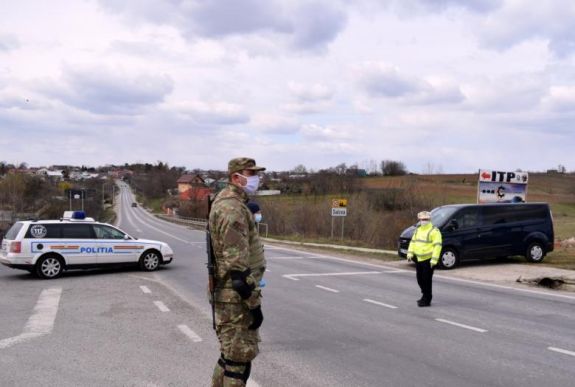 Milyenek a mindennapok egy vesztegzár alá vont városban? Suceavai háziorvost kérdeztünk