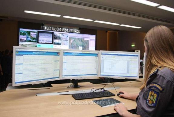 Koronavírus: 22 700 személy lépte át a határt az elmúlt 24 órában