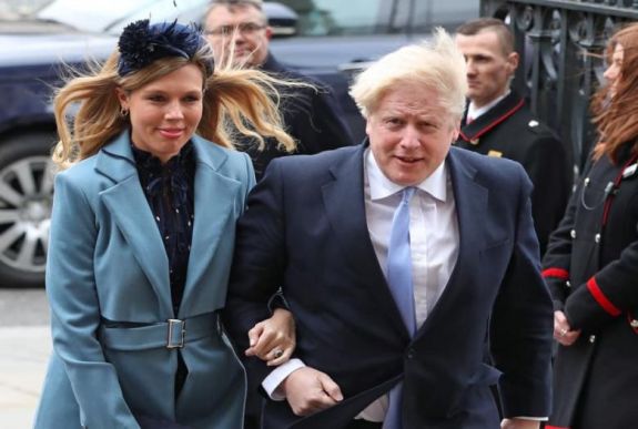 Kórházba került a koronavírussal fertőzött brit miniszterelnök