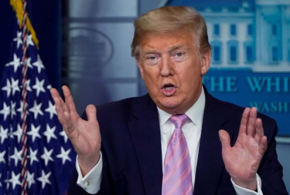 Trump: „Már látjuk a fényt az alagút végén”