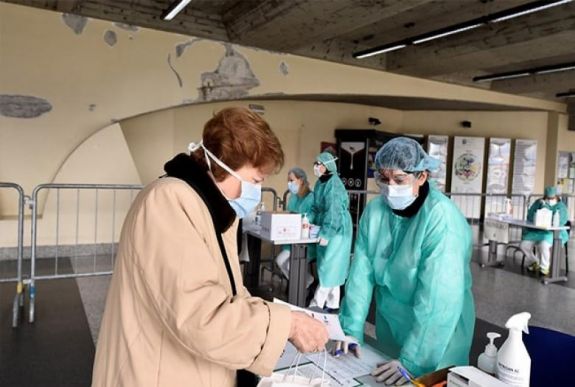 Koronavírus: egyelőre nincsenek új szigorítások a Nyugat-Balkánon