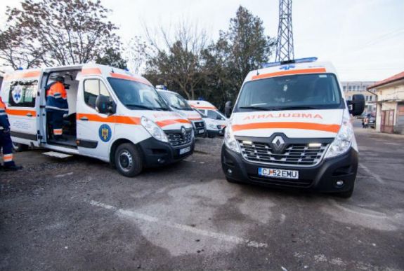 Életjáradékot szavazott meg a szenátus a koronavírustól elhunyt egészségügyi dolgozók hozzátartozóinak