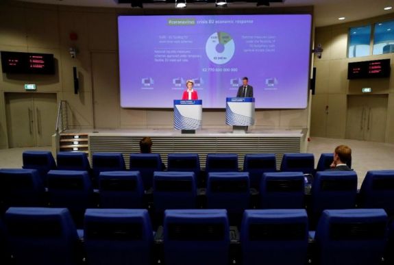 Von der Leyen: az év végére elkészülhet a vírus elleni oltás