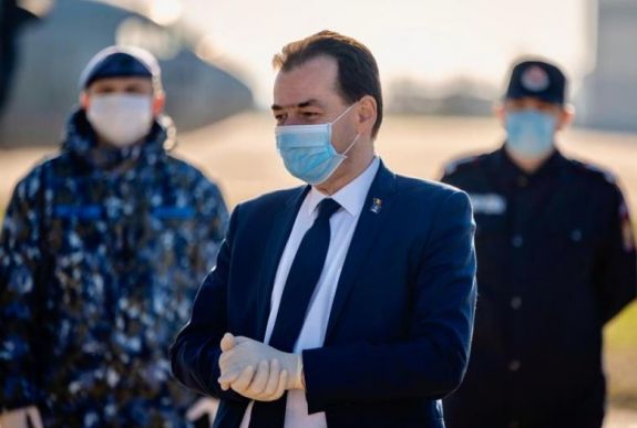 Újabb intézkedések: a maszk viselésére is kitérhet a következő katonai rendelet