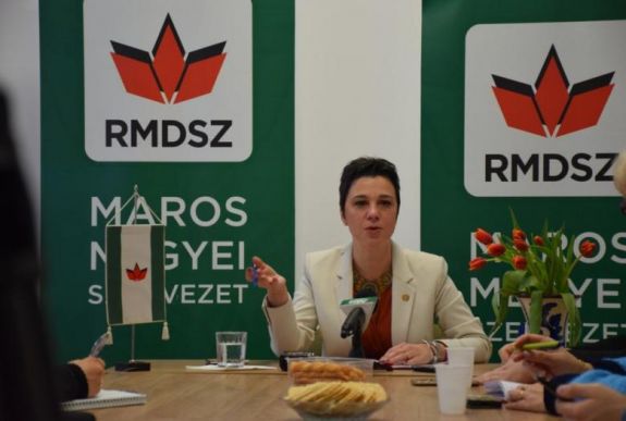 Koronavírus: a szociális szolgáltatásokat végző szakszemélyzetnek is külön juttatást kér az RMDSZ