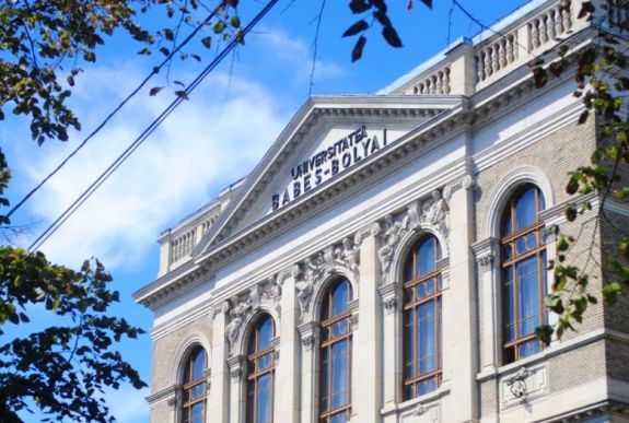 A BBTE lehetővé tette az online vizsgát a felvételizőknek és a végzőseinek