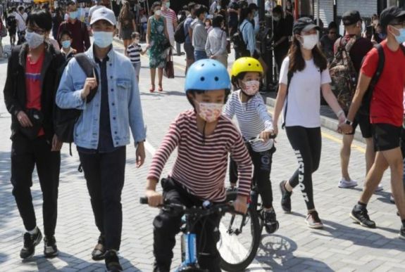 Koronavírus: felfelé javította a fertőzöttek és halálozások számát a közép-kínai Vuhan