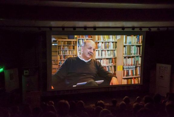 „Nem puszta hanyatlástörténet” – Bárdi Nándor a Magyarok Romániában dokumentumfilm-sorozatról