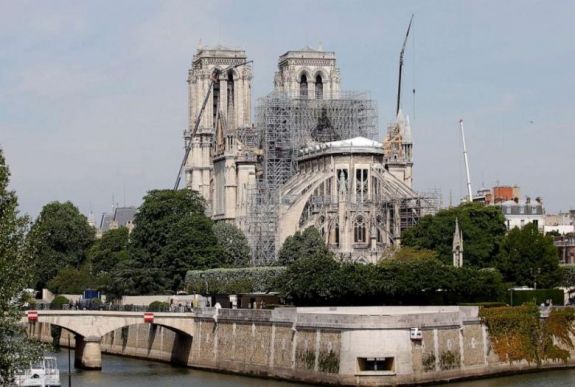 Hétfőn újraindulnak a Notre-Dame helyreállítási munkálatai