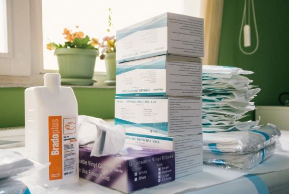 Hat hónapig betiltották bizonyos orvosi eszközök exportját