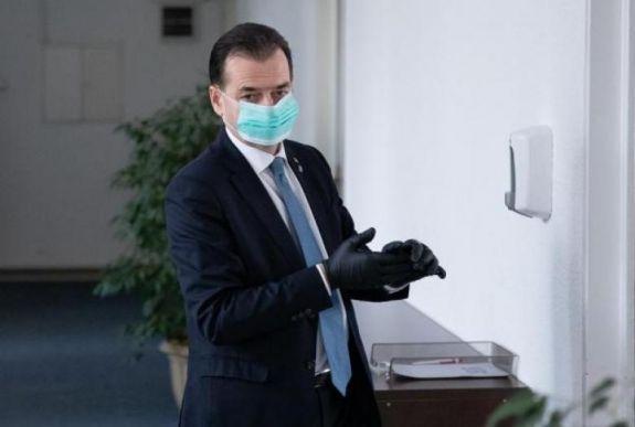 Ingyenes maszkokat ígér a kormányfő a kisjövedelműeknek