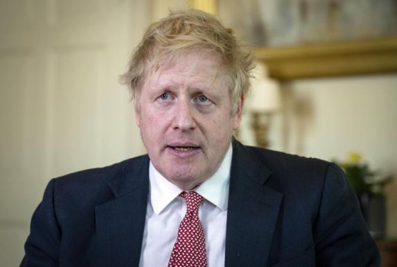 Koronavírus: Boris Johnson hétfőn munkába áll