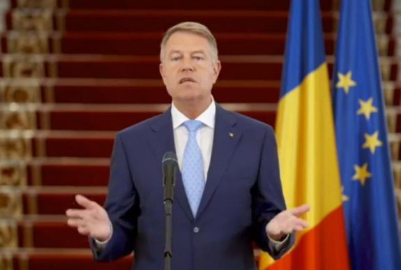 Johannis: zárva maradnak az iskolák és az egyetemek a szükségállapotot követően is