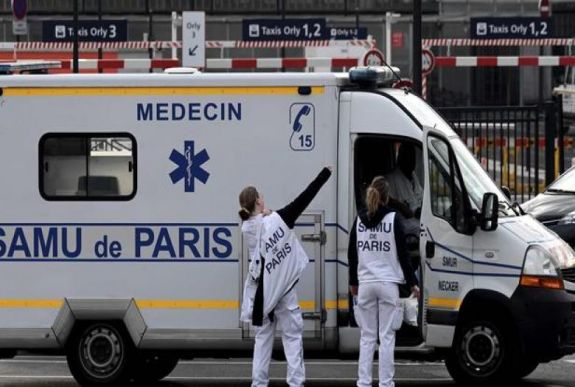 Franciaországban 24 ezer fölé emelkedett a halottak száma